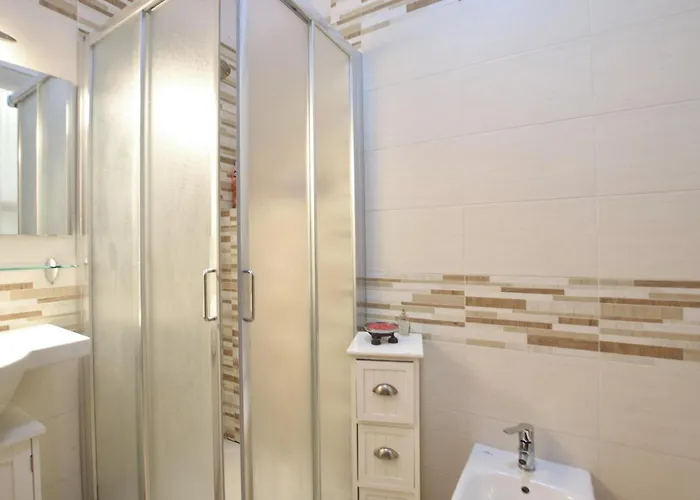 Beautiful In Apartament Viareggio